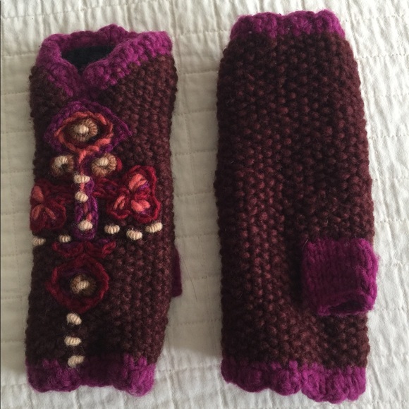 NWOT French Knot wool hand warmers - Picture 2 of 7